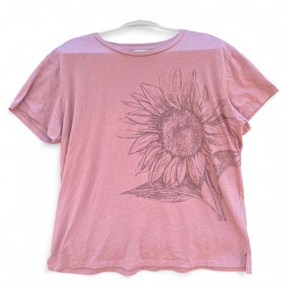 Maunces Tops - Pink Sunflower Graphic Short Sleeve Tee